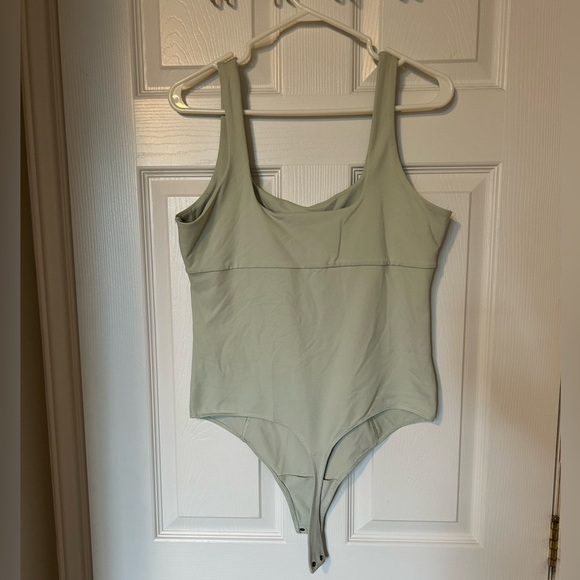 Abercrombie Soft AF Sweetheart Bodysuit - Picture 2 of 3